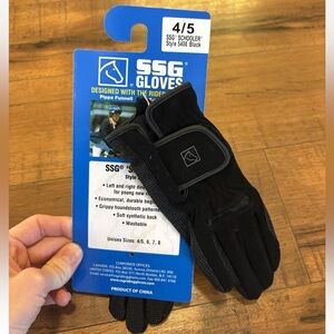 SSG Schooler Style 5400 black riding gloves Size 4/5 NEW